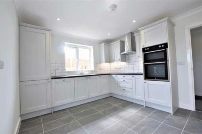 Bluehouse Drive fully equipped kitchen